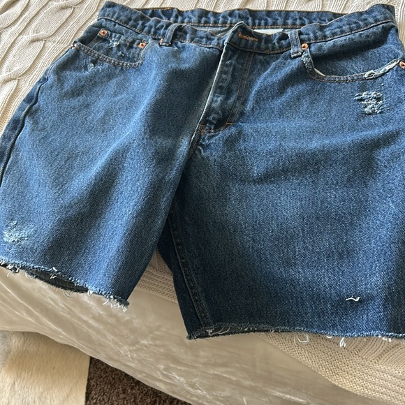 JORDACHE Jean cot offs size 10 - Picture 3 of 7